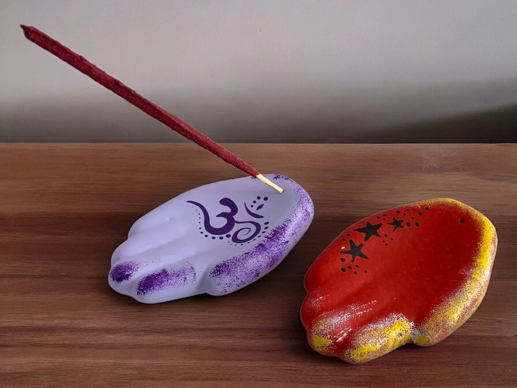 PORTA SAH MANO DECORADA CERAMICA COLOR 14CM