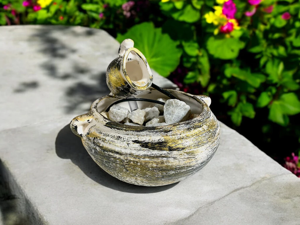 FUENTE DE AGUA MINI VASIJA CON MANIJA  (MOTOR C/LED) 16CM