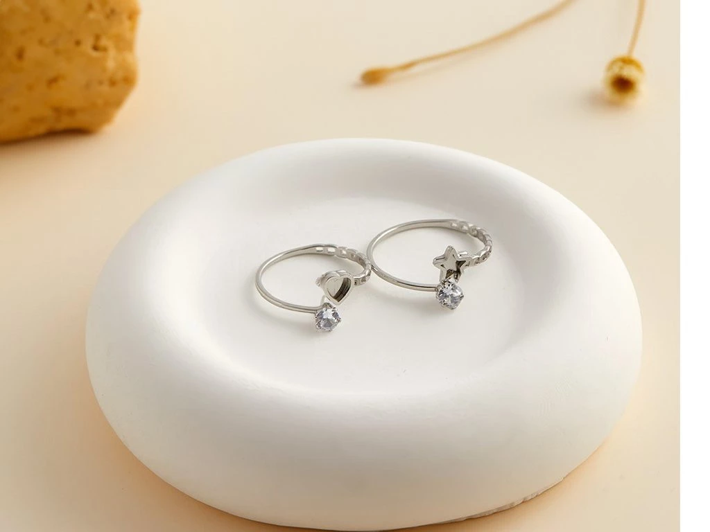 ANILLO ACERO CON FORMA Y STRASS