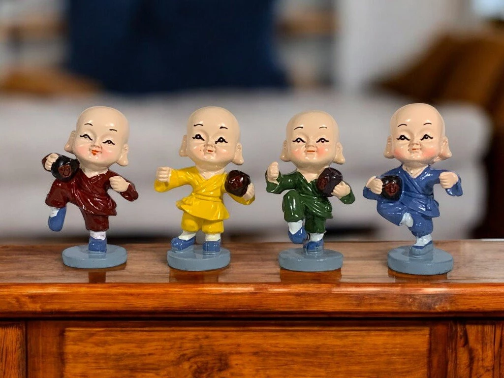 SET X 4 MONJES DE LA SUERTE CON JARRON 6.5CM