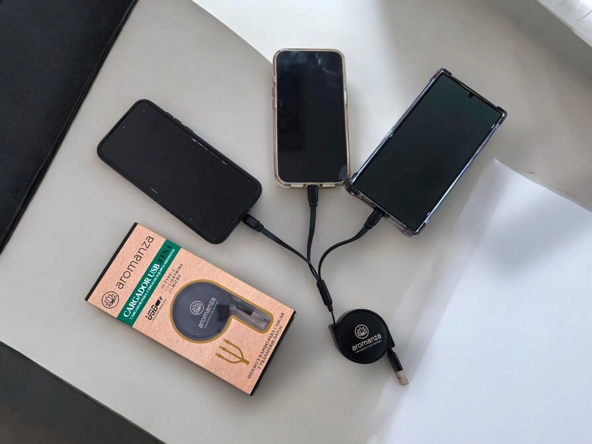 CARGADOR USB AROMANZA - ILUMINARTE